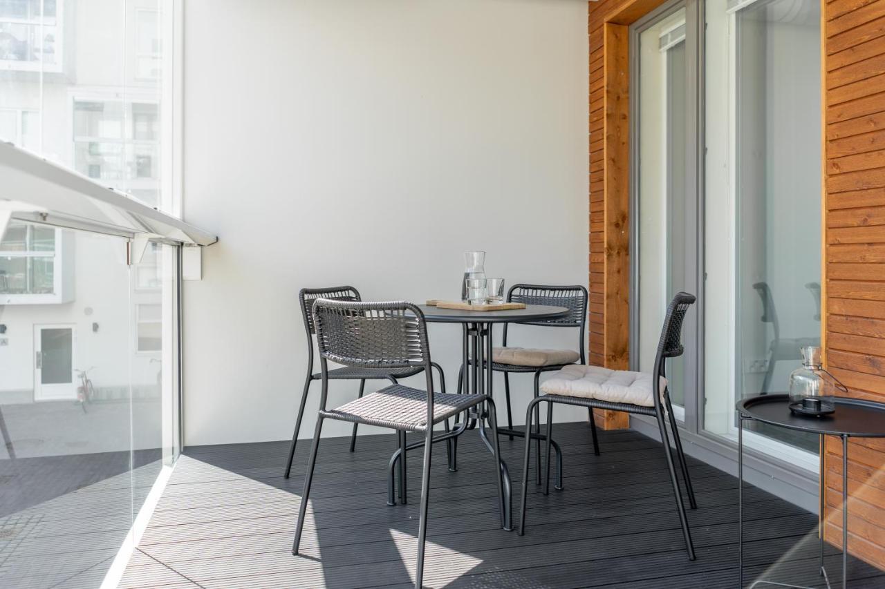 Iso Aurinkoinen Parveke Ja Hyvaet Yhteydet Apartment Helsinki Exterior foto